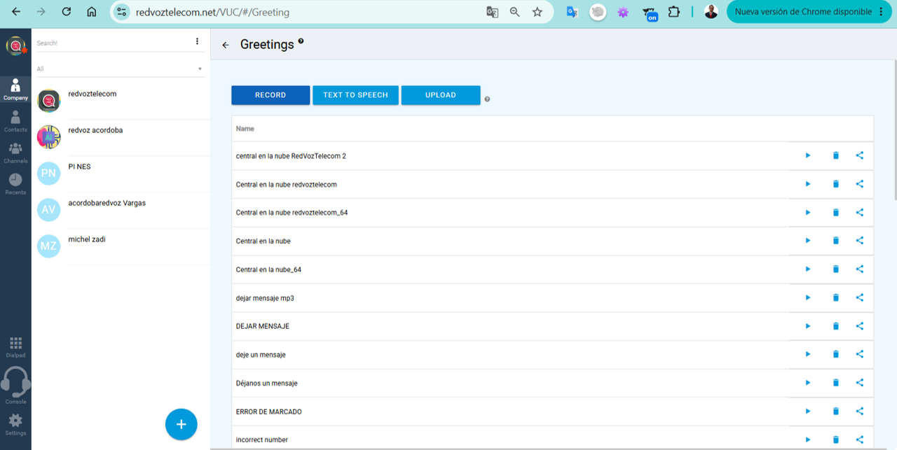 Lista de messages de voz con botones Record, Text to speech y Upload